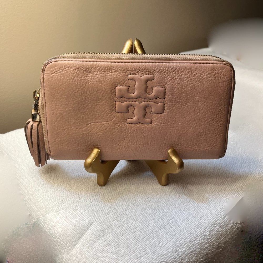 Tory Burch Wallet   Continental Leather Color Blush 3 Sided Zip With Tassel